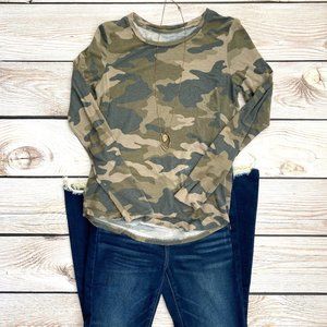 American Eagle Camo Seriously Soft Perfect Crew Long Sleeve T-shirt -Small